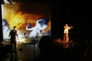 Su Tomu Dobrovolskiu spektaklyje „Pasmaugta ir nušautas“. Tarptautinis teatro festivalis „Stage“, Helsinkis, Suomija, 2010